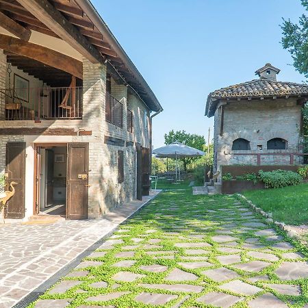 Апартаменти Casale Gambini Quattro Castella Екстер'єр фото
